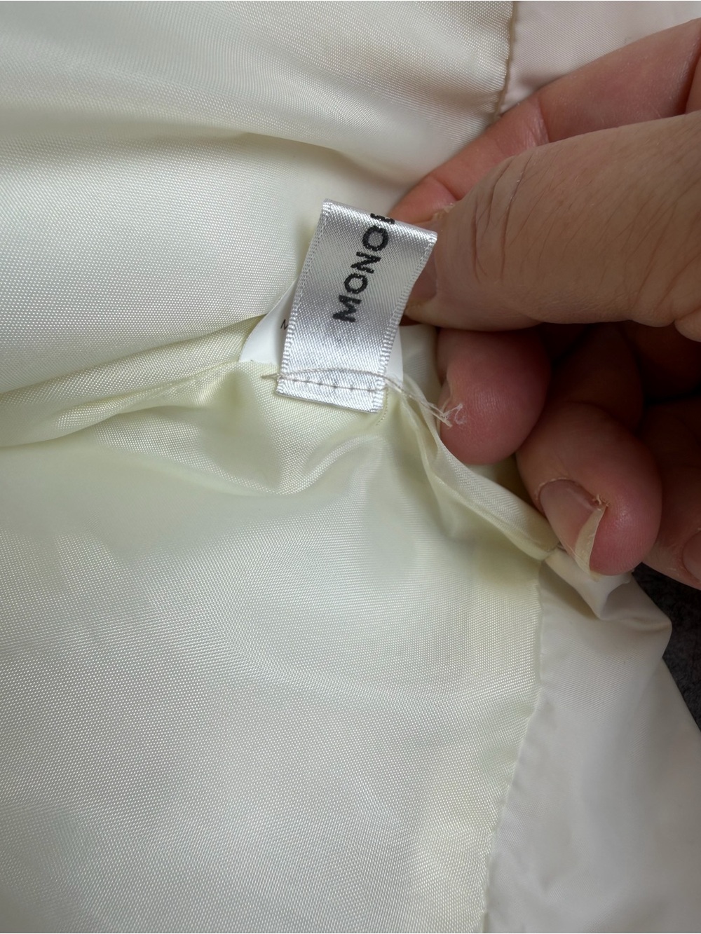 Women's Cream Quilted Puffer Jacket Oversized Soft Girl Minimalist no size tag - Picture 3 of 8